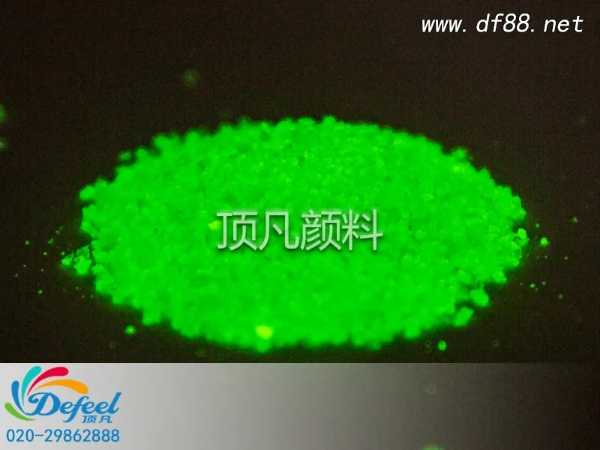 夜光粉印花需要打白底吗 夜光粉印花需要打白底吗